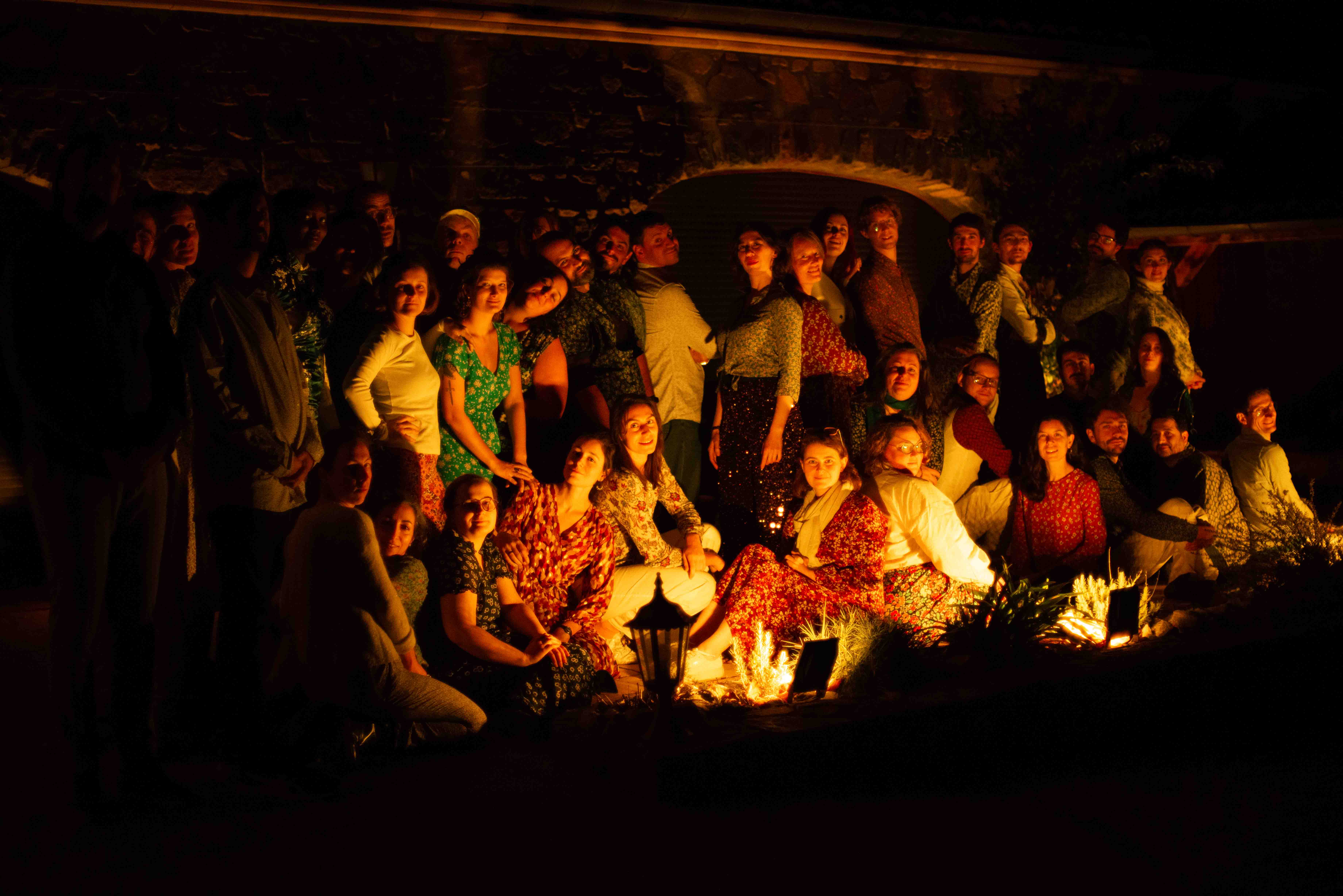 Phonies Polies Voix Lactée photo grand groupe nuit